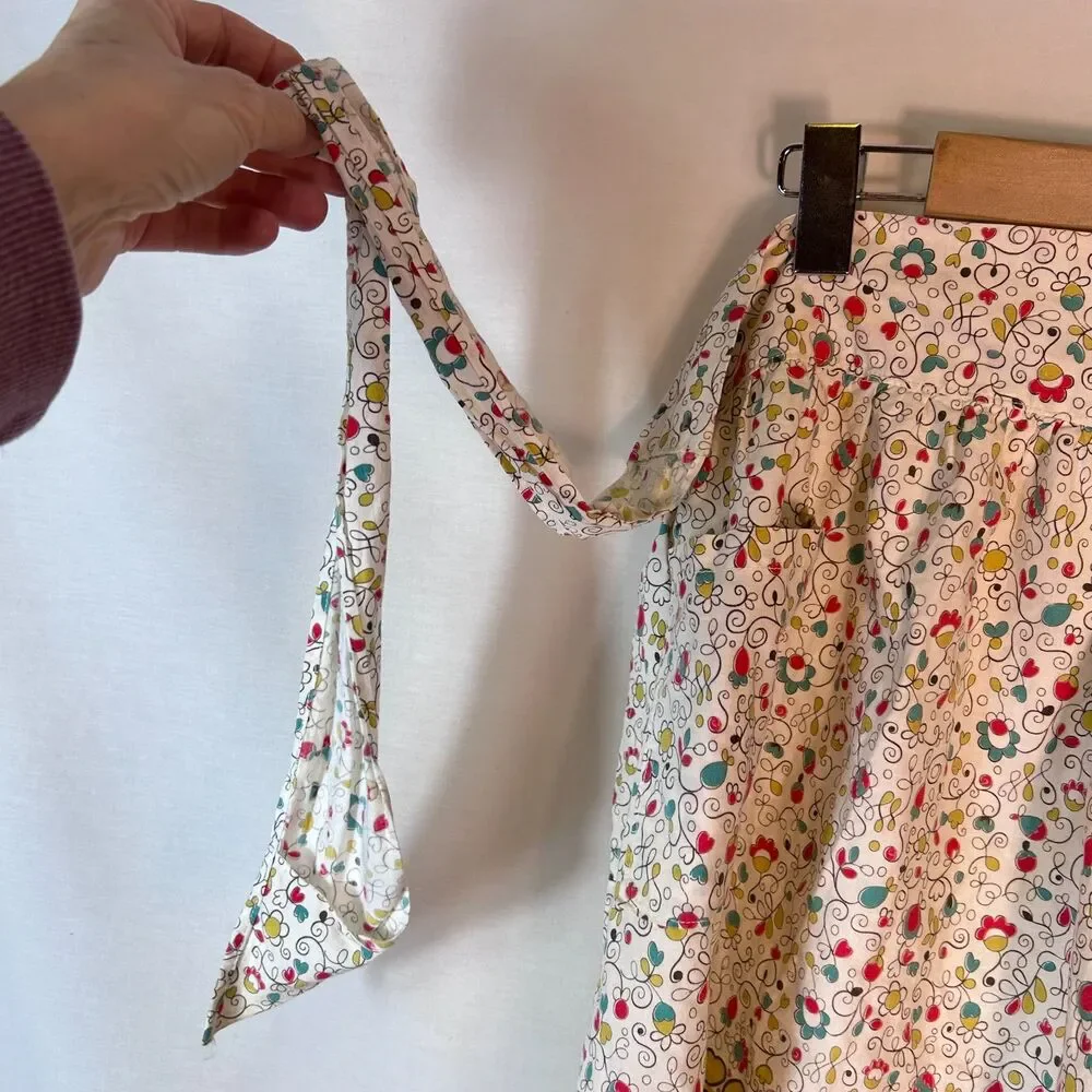 Vintage 50s-60s MCM Women's Multicolor Floral Yellow Border Print Cotton Apron